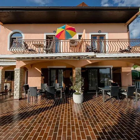 Apartment Apartments Tartuga