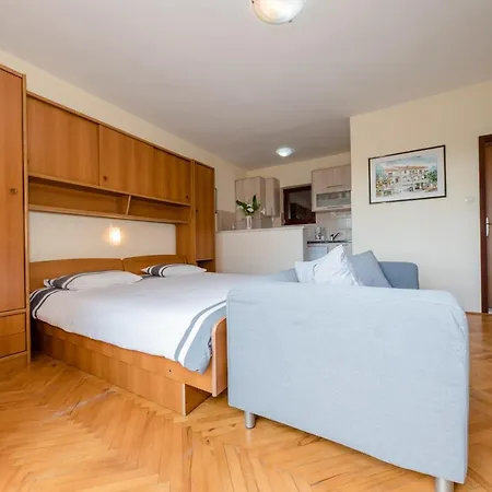 Apartments Tartuga *