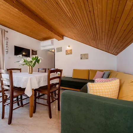 Tartuga Apartman *