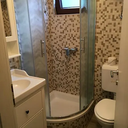 Apartments Tartuga * Rab Town