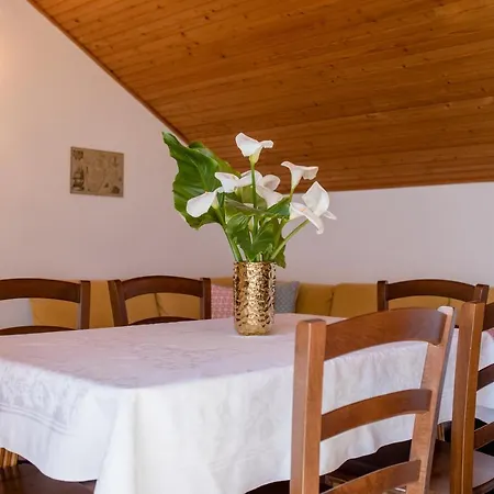 Tartuga Appartement Rab Town