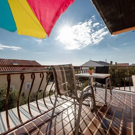 Apartment Apartments Tartuga Rab Town