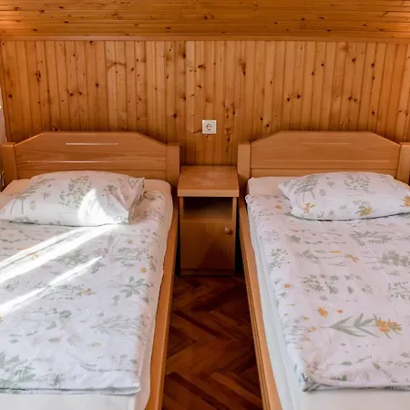 Tartuga Apartament *
