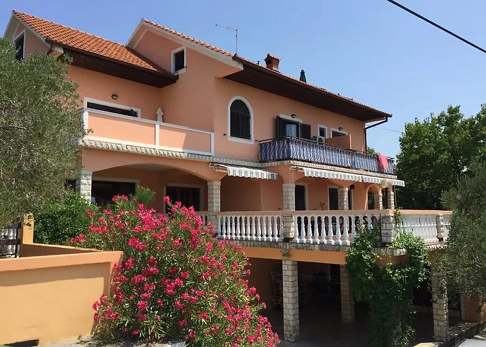 Apartment Apartments Tartuga Rab Town